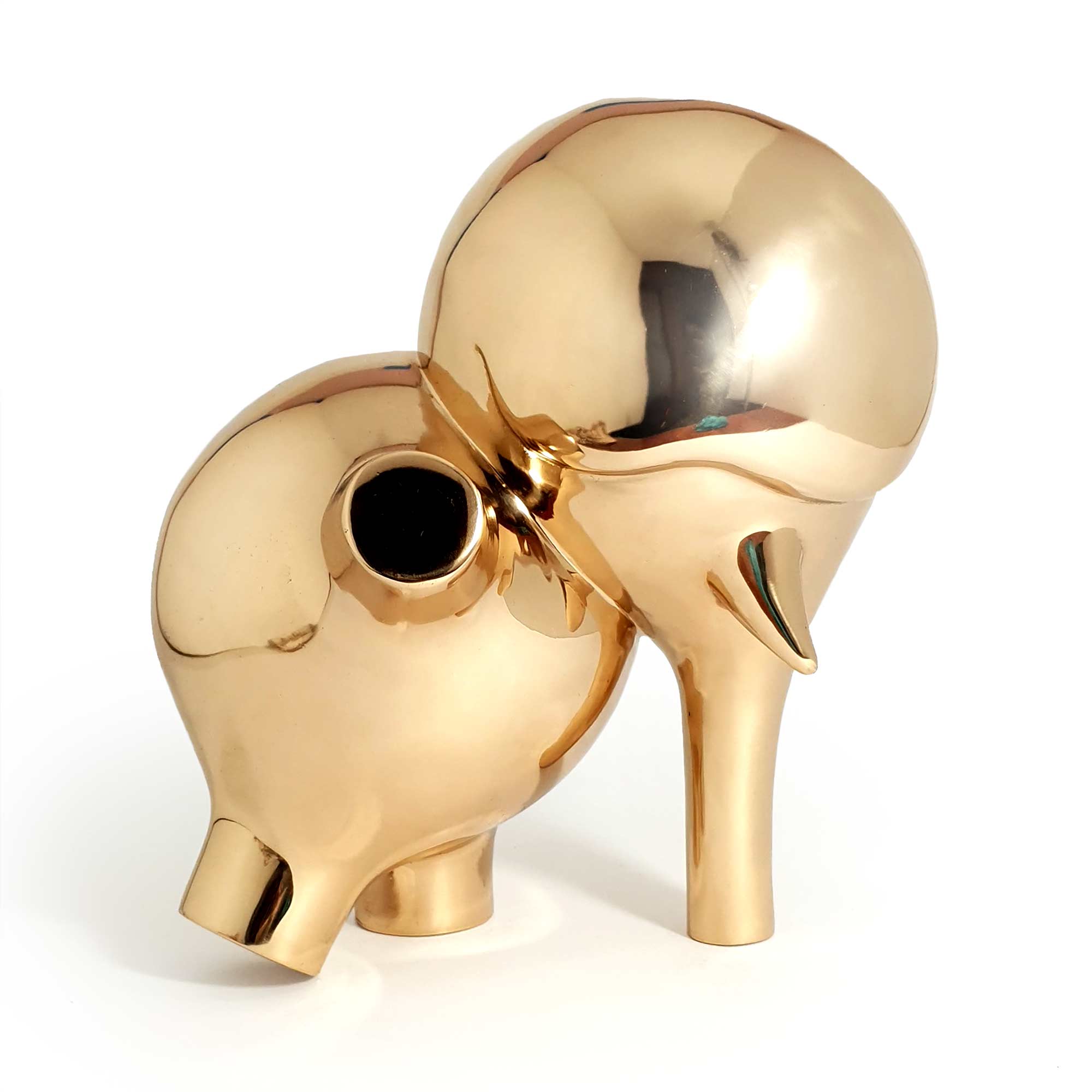 Running blind – Elephant, sculpture, Mirror Polished bronze sculpture, by artist Ferdi B Dick, side view