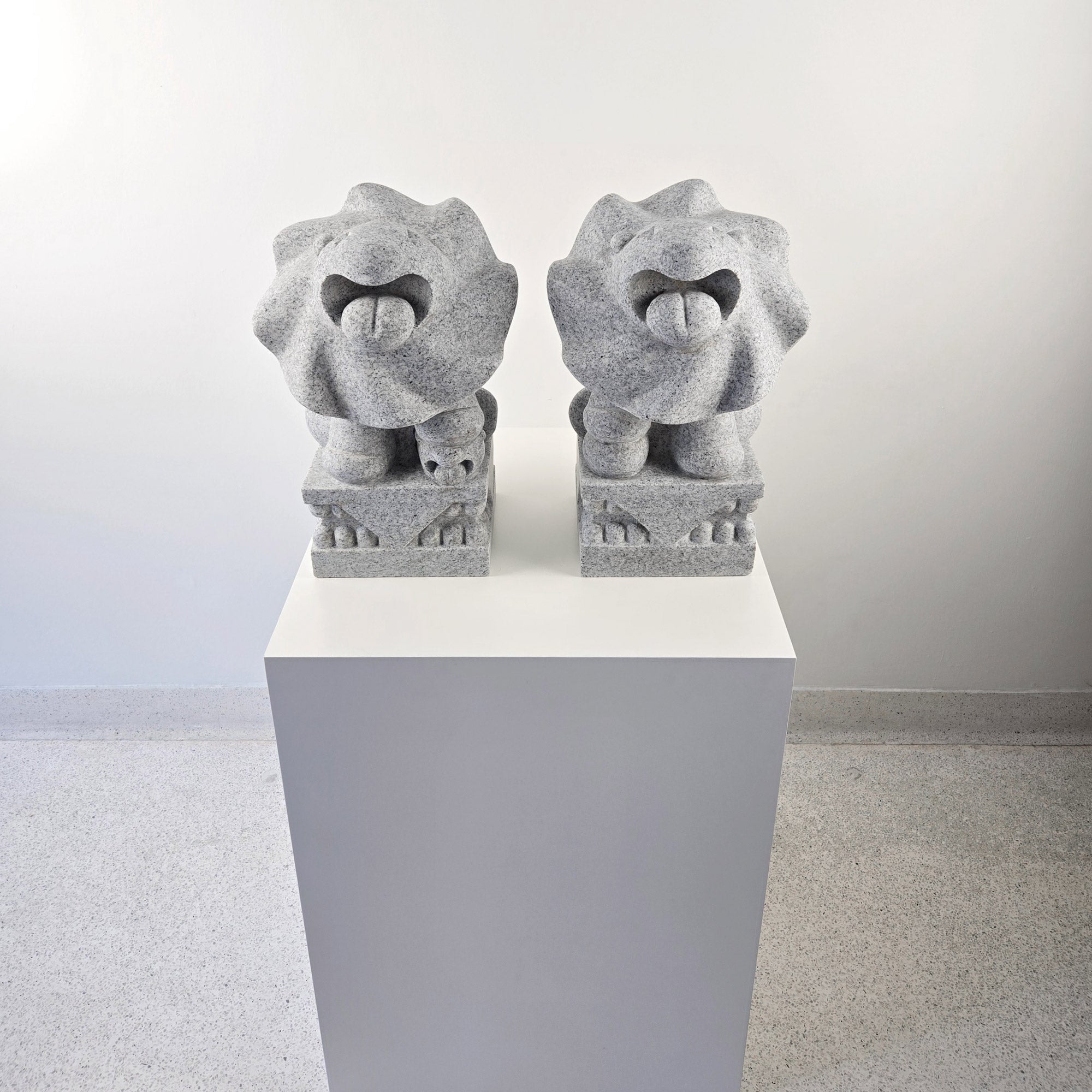 Foo Lion Roar (granite)