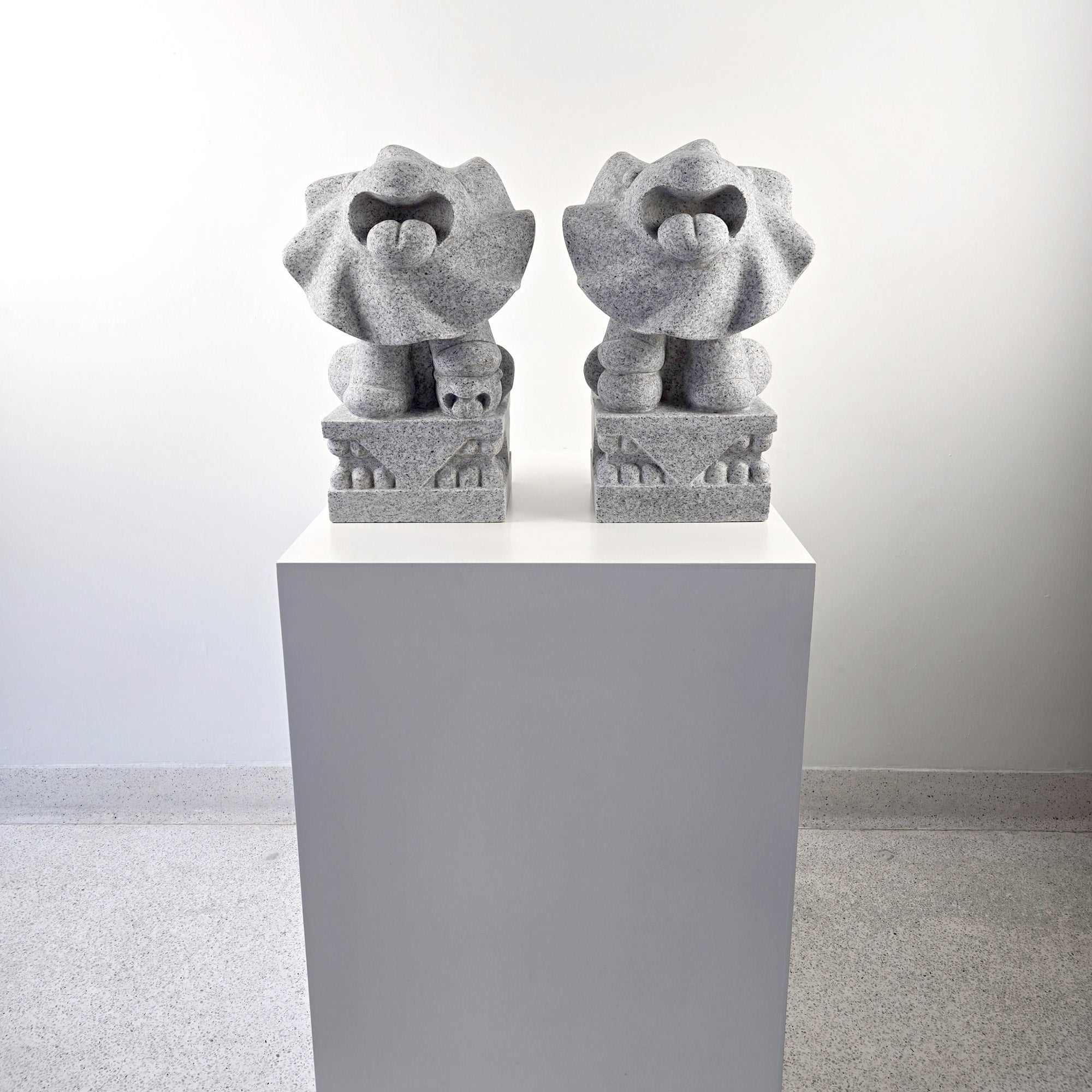 Foo Lion Roar (granite)