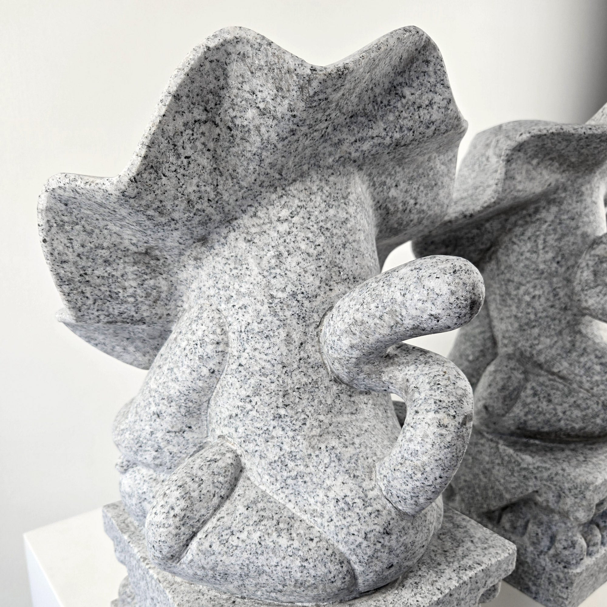 Foo Lion Roar (granite)