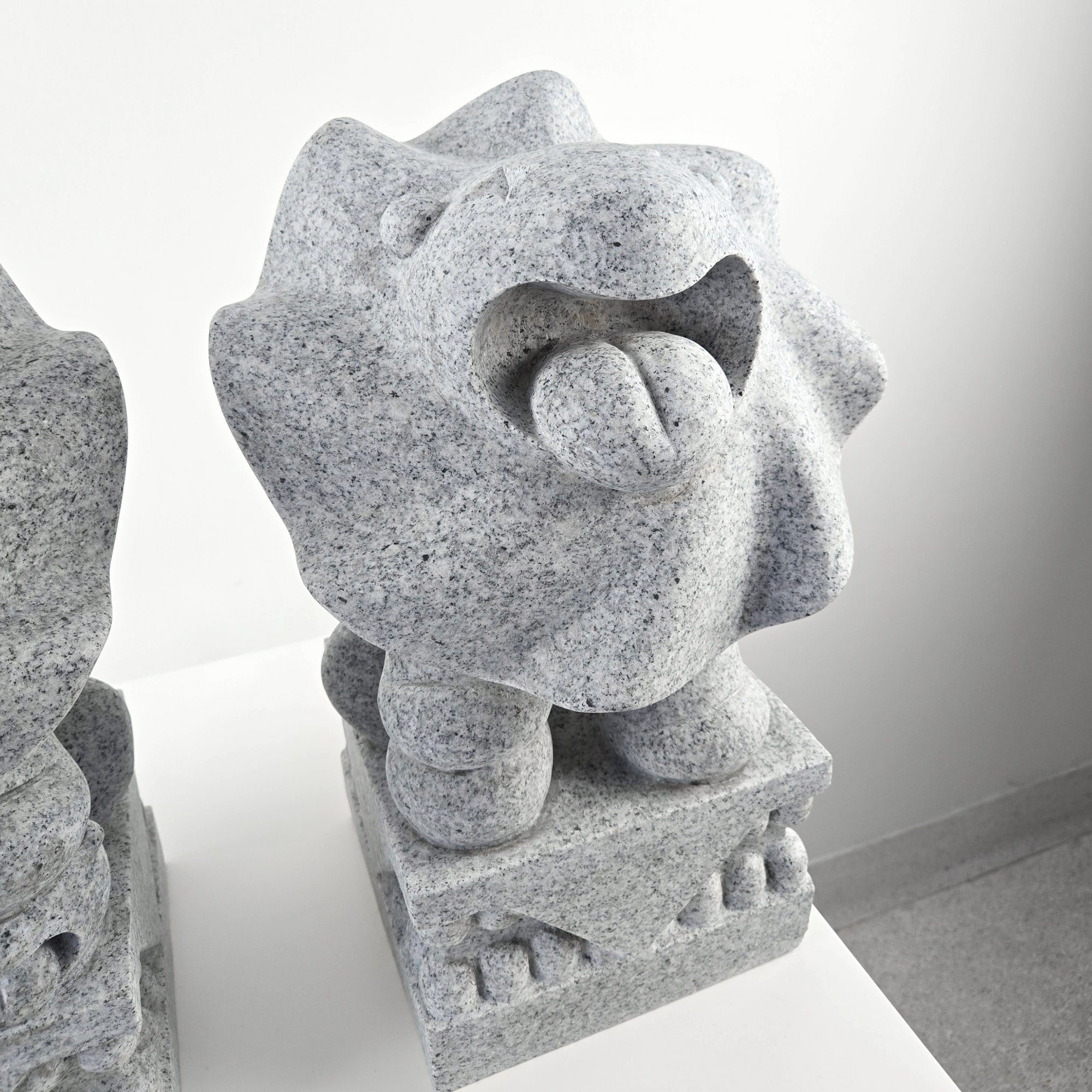 Foo Lion Roar (granite)