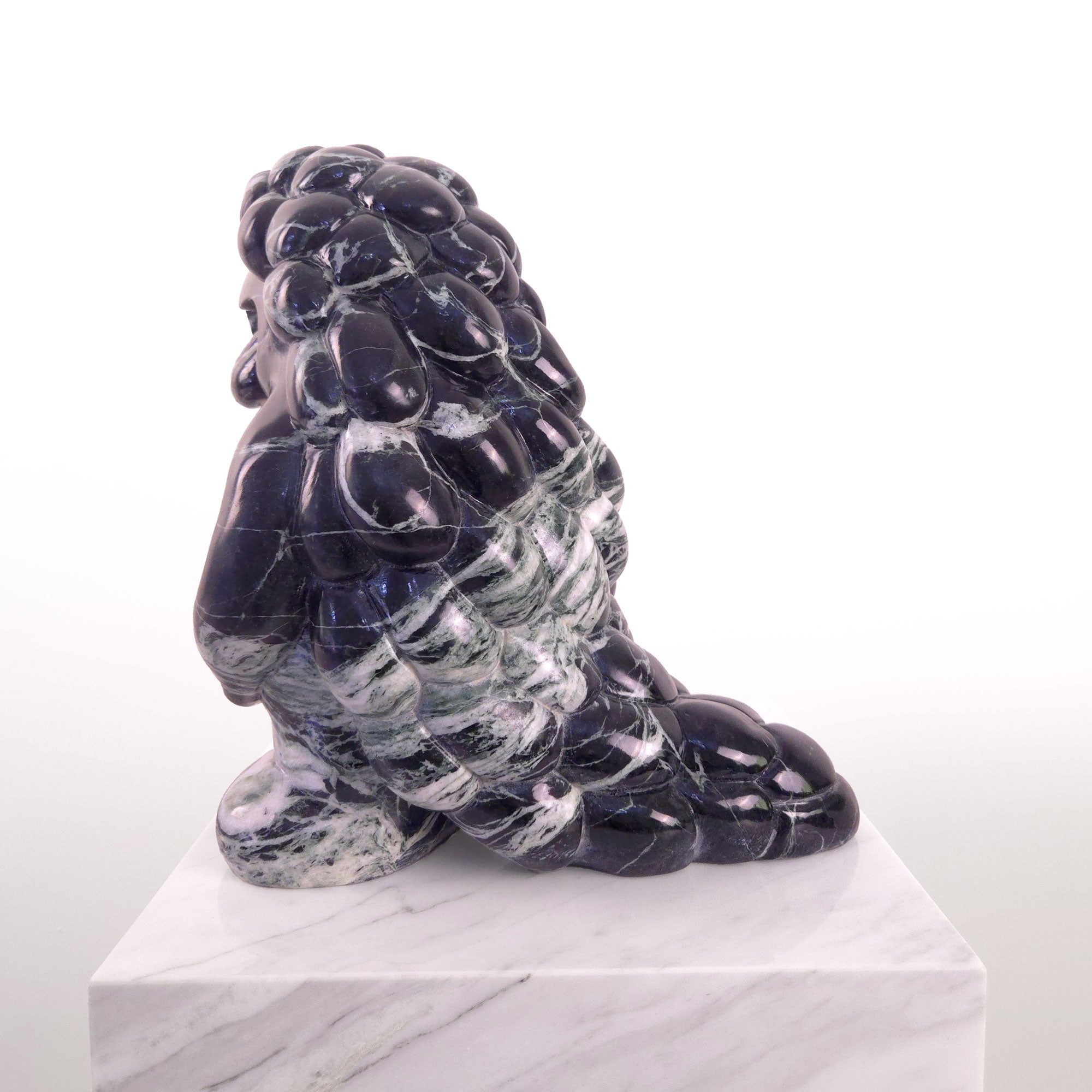 Pangy Roar (Pangolin) (black marble)