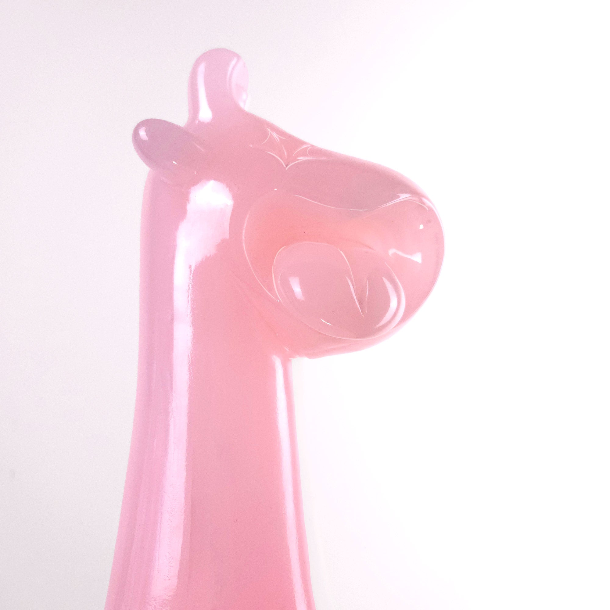 Giraffe Roar (Pink Onyx)