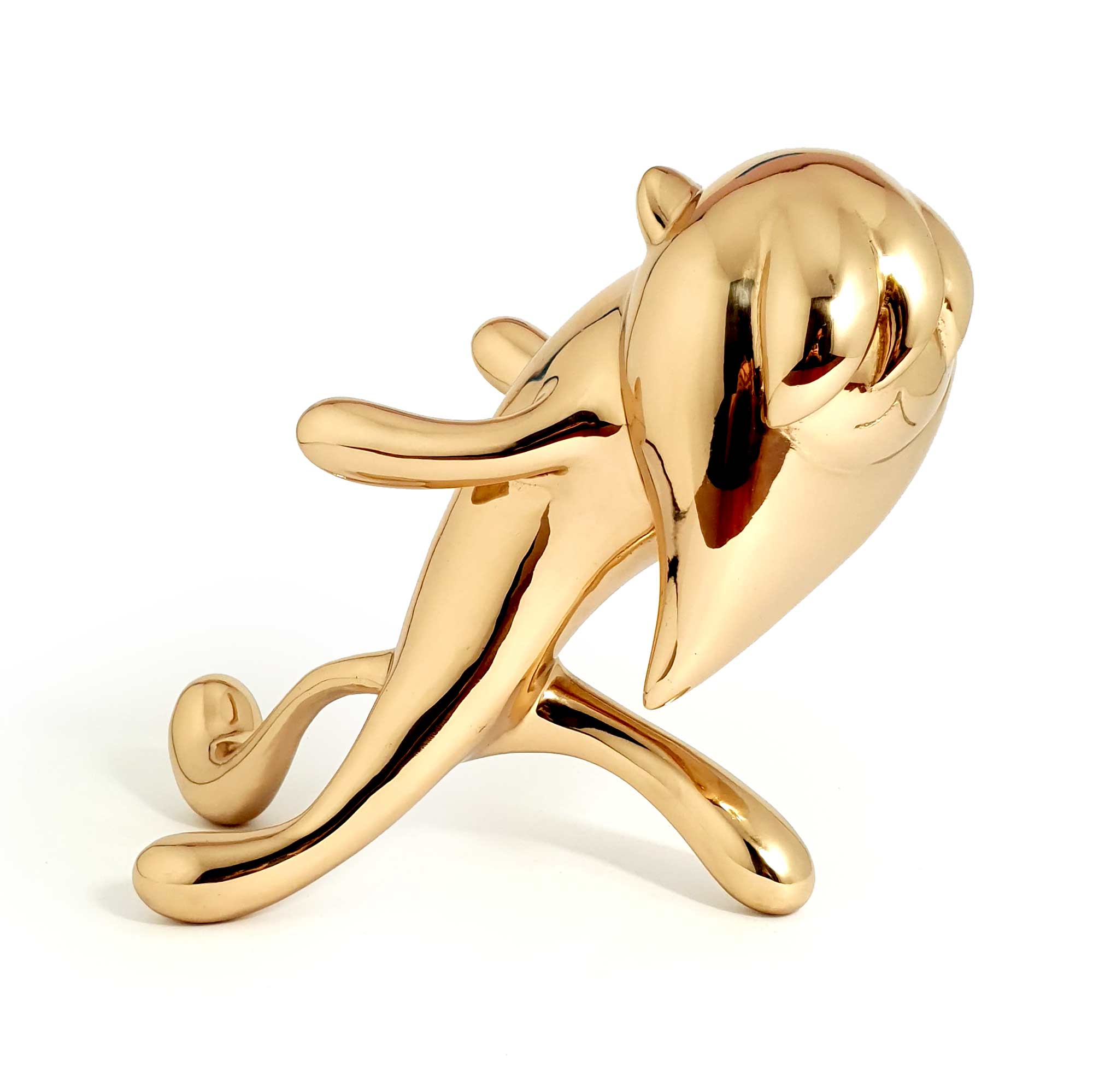 Running blind – lion, sculpture, Mirror Polished bronze sculpture, by artist Ferdi B Dick, side view