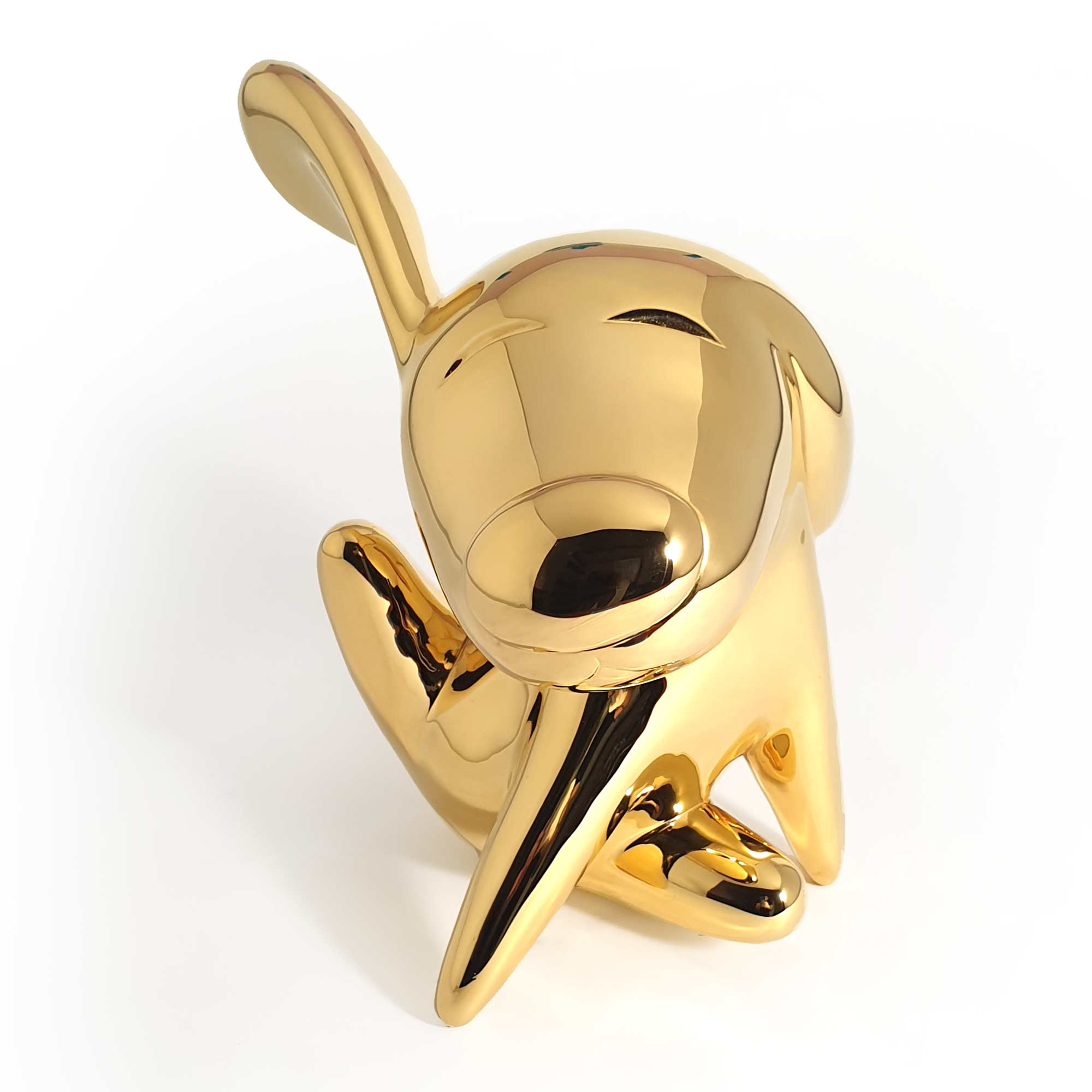 The itch, dog sculpture, Gold Mirror Polished Stainless Steel Sculpture, by artist Ferdi B Dick, front view