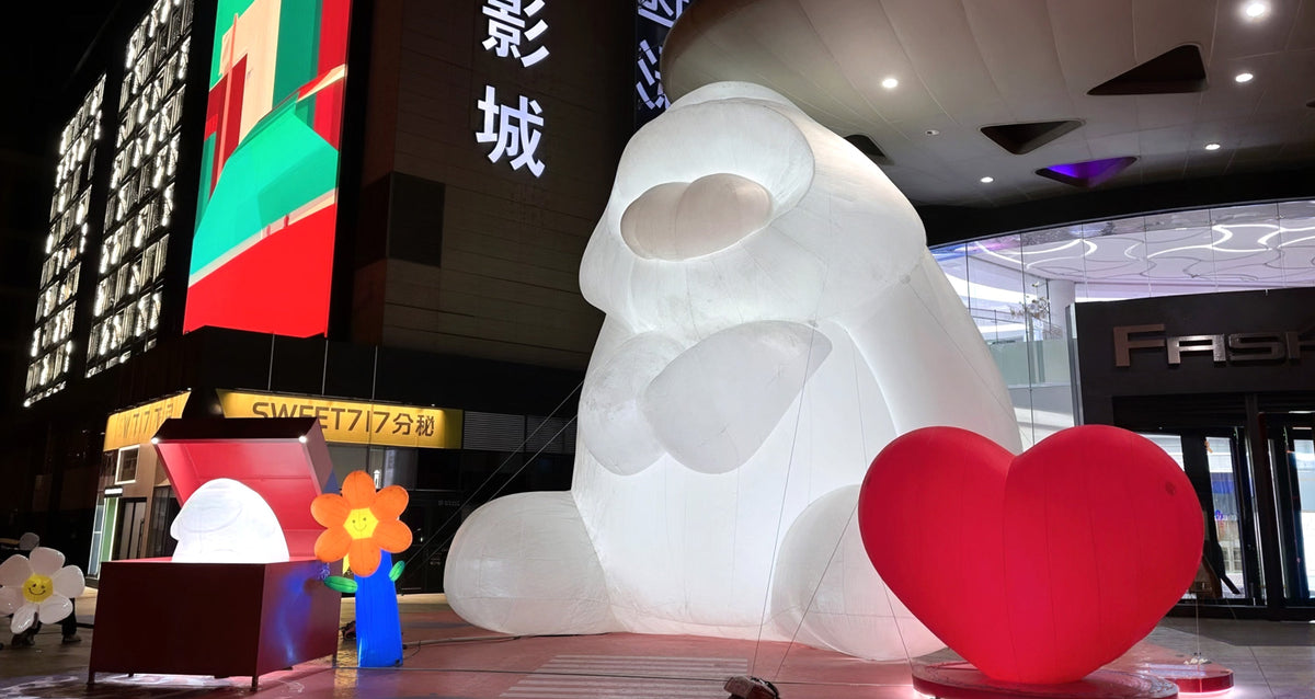 Hehe Rabbit | Giant Public Sculpture by Ferdi B Dick