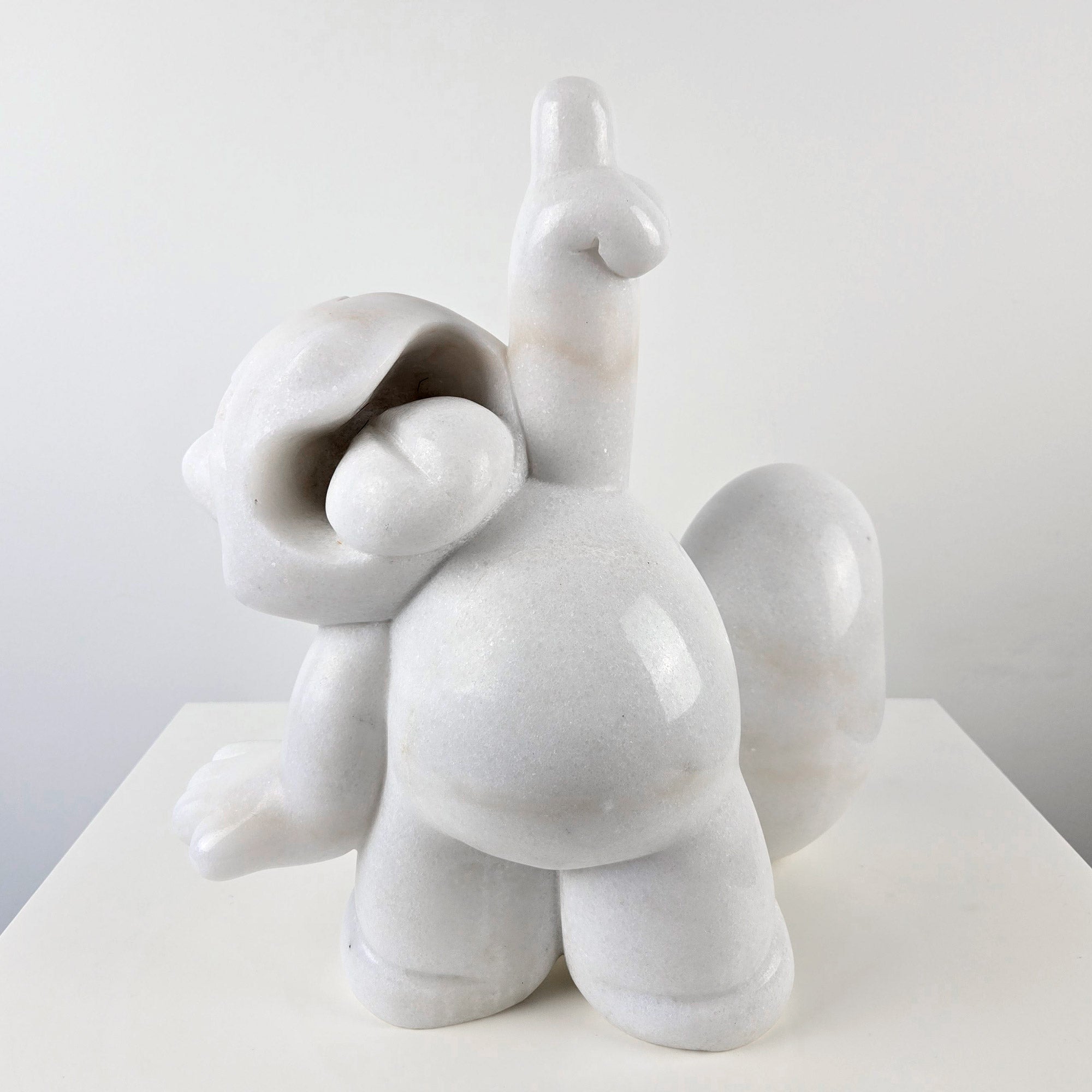 Pussy touch (marble)