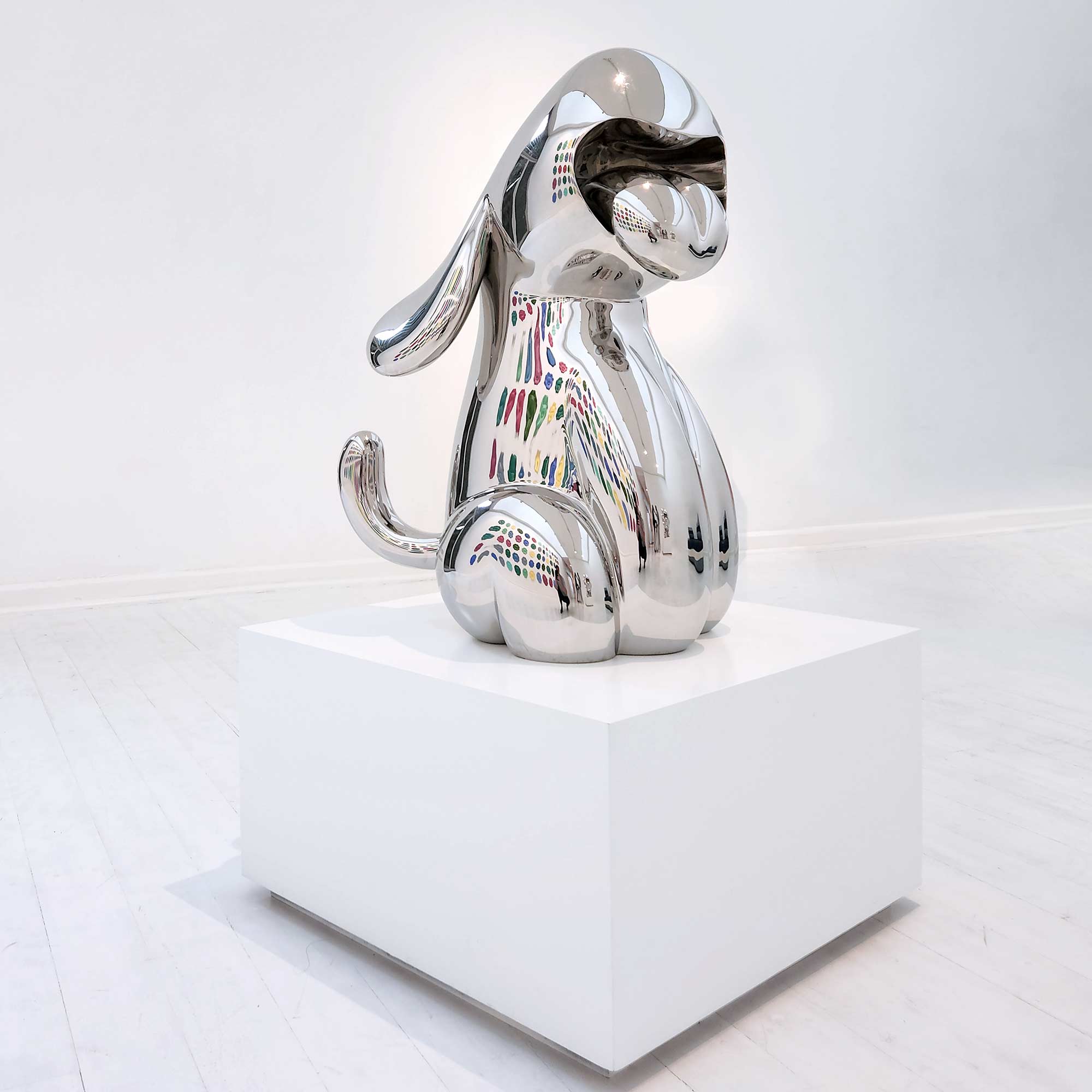 Dog Roar, Polished Stainless steel sculpture, 80 cm high by Ferdi B Dick, hero view