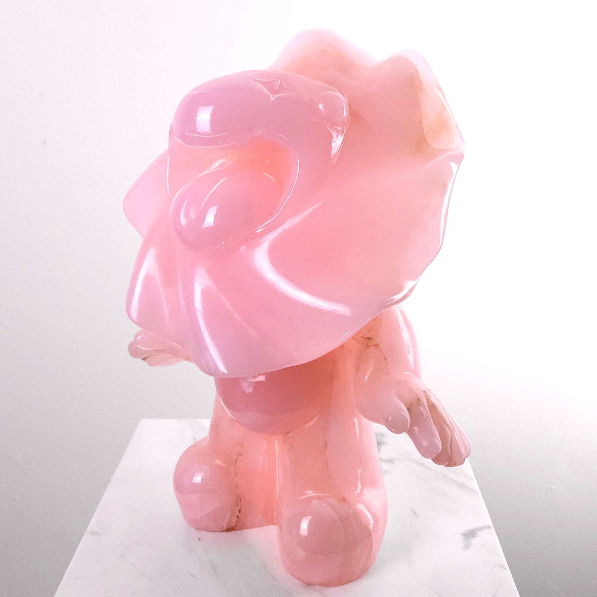 Lion Roar Poser (Pink Onyx)