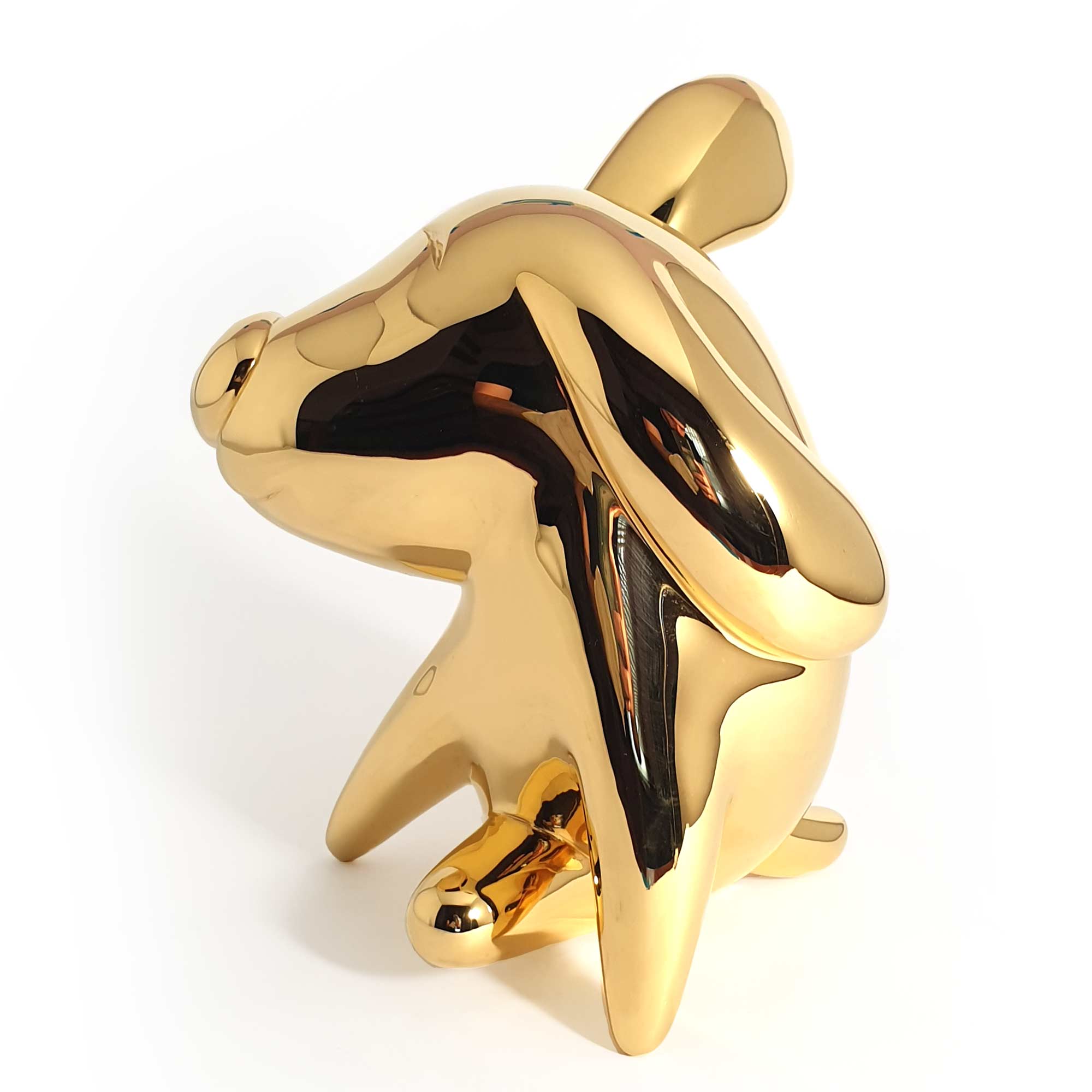 The itch, dog sculpture, Gold Mirror Polished Stainless Steel Sculpture, by artist Ferdi B Dick, side view 